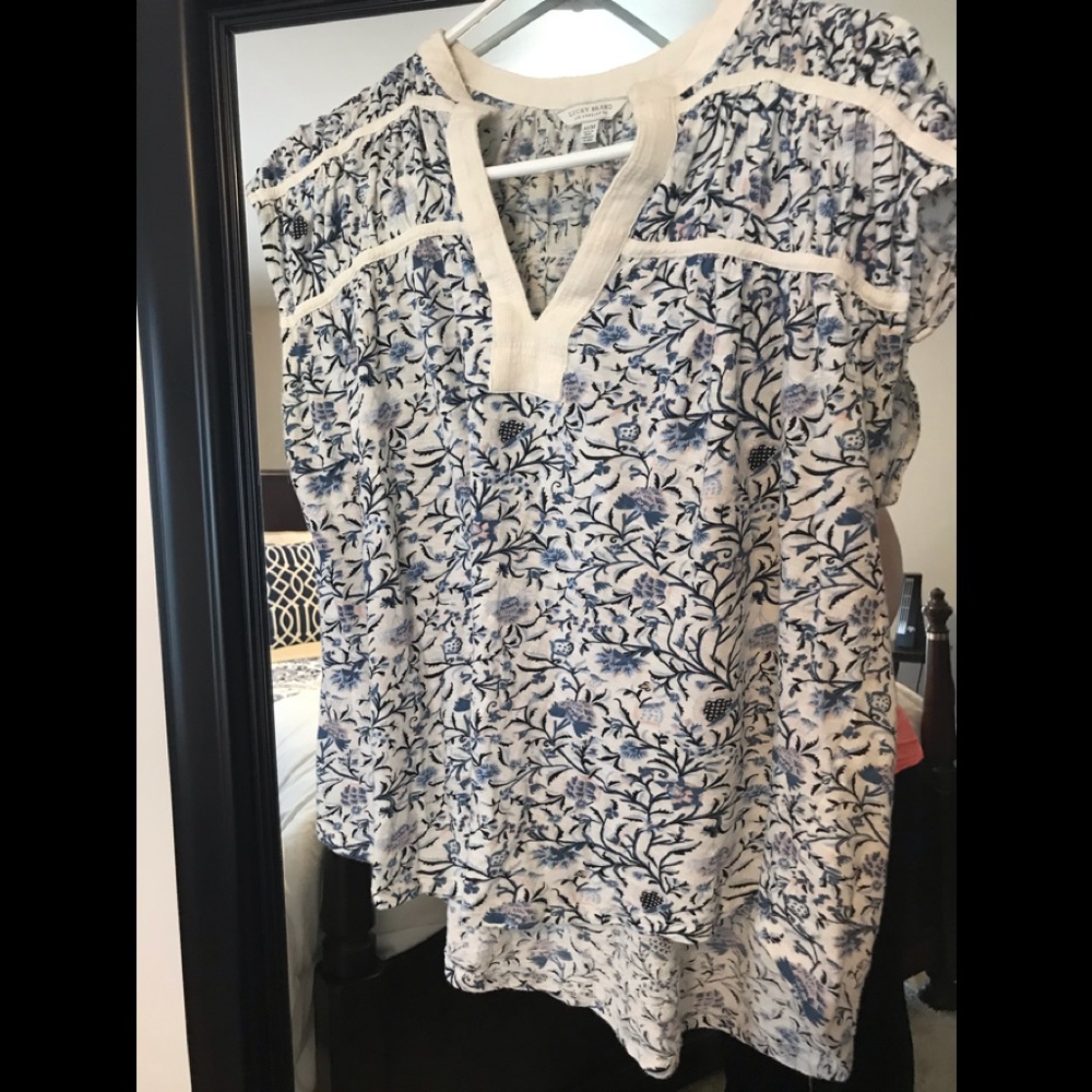Lucky brand too worn once  medium but I’m large and it fits nice